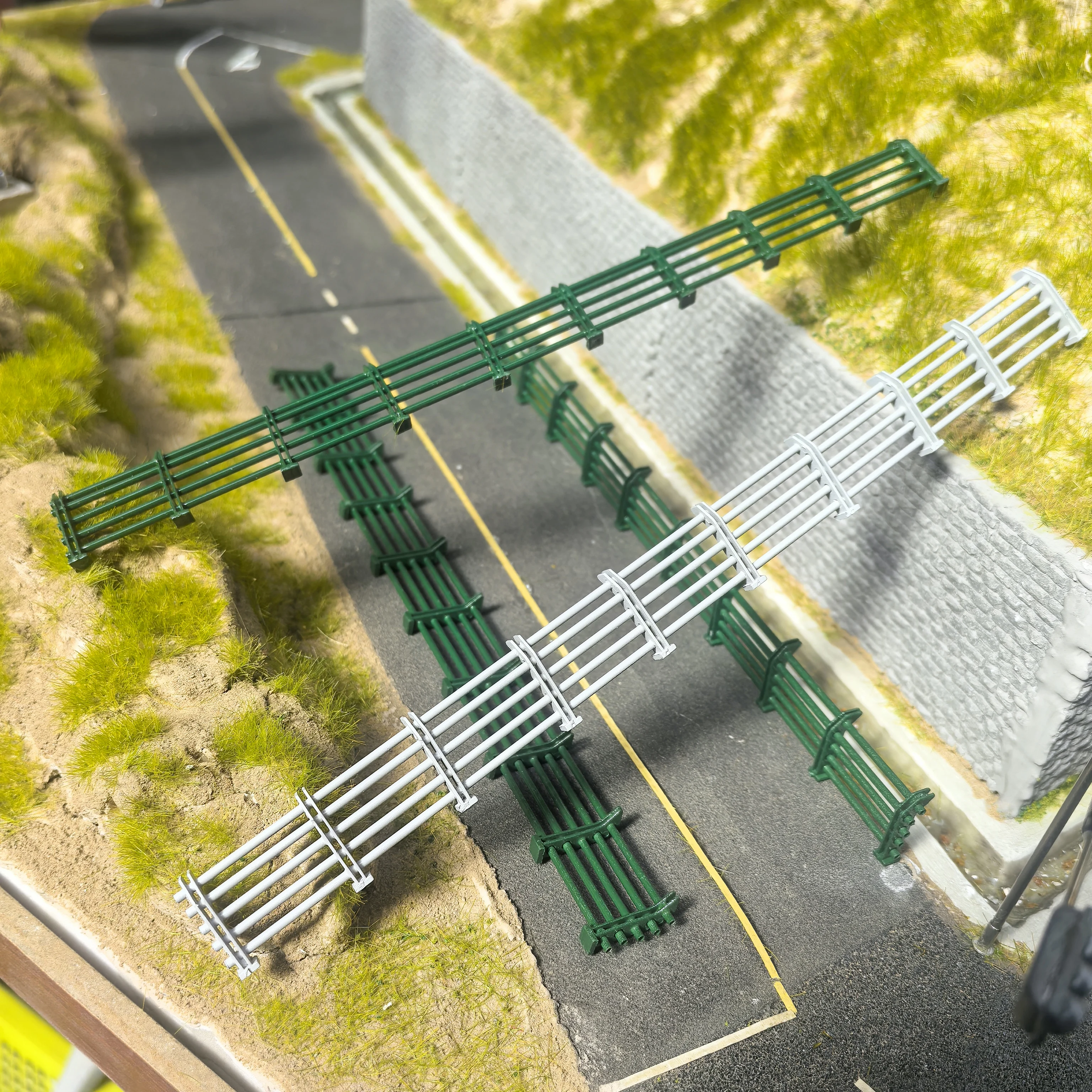 HO Scale 1:87-64 Scale Model Guardrails City Road Street Fence Train Railway Layout
