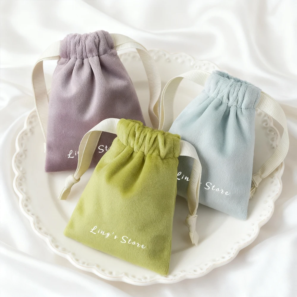 

100 шт., персонализированный логотип, ювелирные изделия, бархатный чехол на шнурке, кольцо, часы, браслет, кулон, ожерелье, органайзер для солнцезащитных очков, косметичка