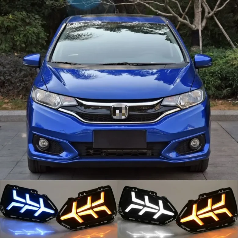 

2pcs LED Daytime Running Lights DRL Fog lamp cover with Yellow turning signal lights For Honda Jazz fit 2018 2019