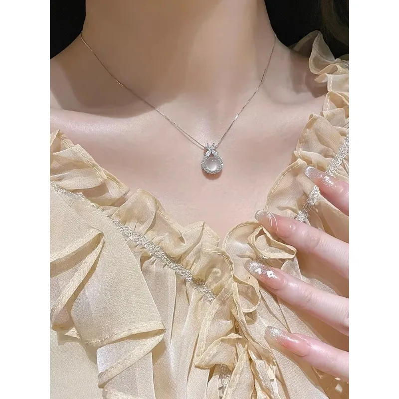 [Bow] Chalcedony S925 sterling silver necklace women's light luxury niche Valentine's Day gift for girlfriend
