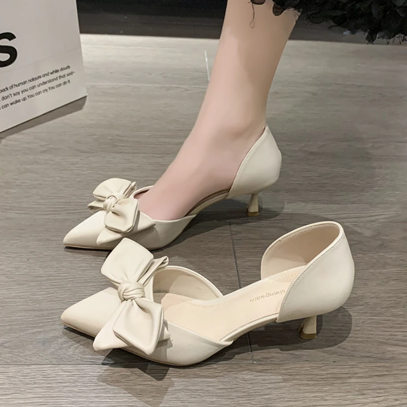 Women's Single Shoes Summer New Medium Heel Pointed Bow Hollow Sandals Casual Fashion Sweet Skinny Heel Professional Sandals