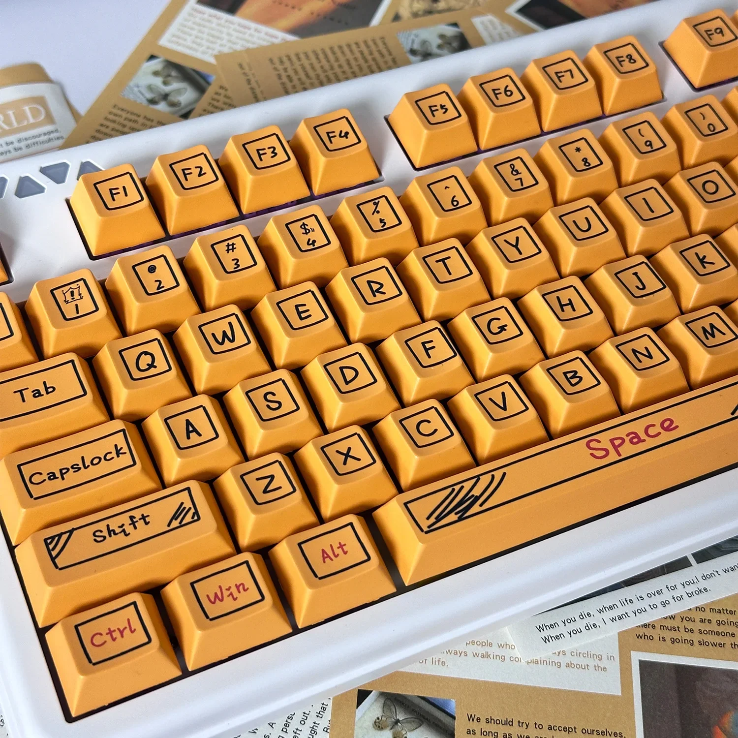 

Mechanical customized keycap XDA sublimation PBT material Original feel magnetic axis diy orange orange