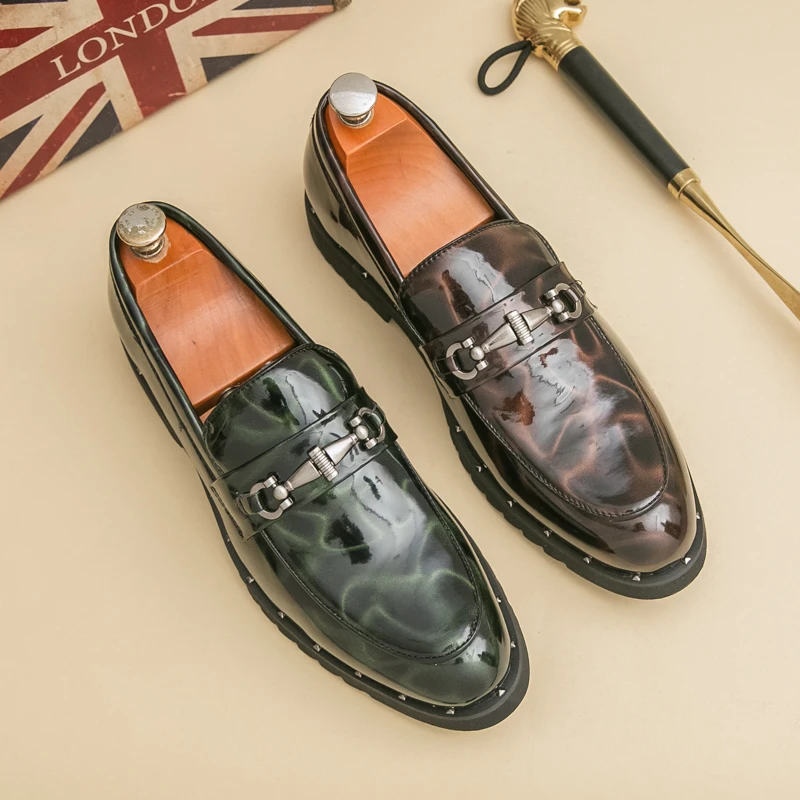 

Metal men's leather shoes Fashion nightclub style trendy party Outdoor street Hairstylist's daily work shoes 38-46 Plus Size