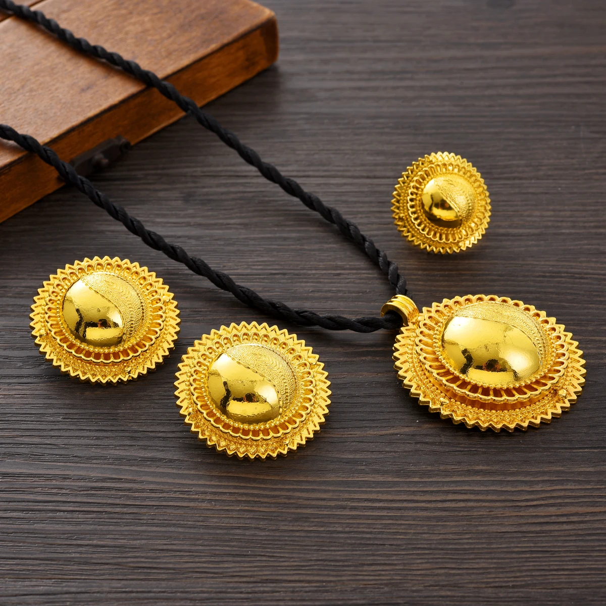 Gold Color Ethiopian Jewelry Sets Necklace Earrings Ring 3-piece Sets Dubai Wedding Bride Sets African Gifts #TZ052