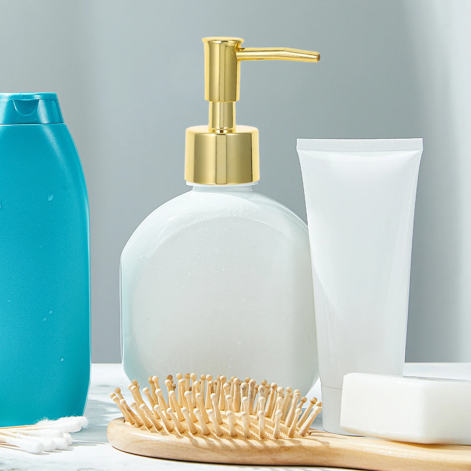

Plastic Soap Dispenser Pump Head Golden Electroplated Finish Replacement for Kitchen Bathroom Lotion Shampoo Bottle Universal