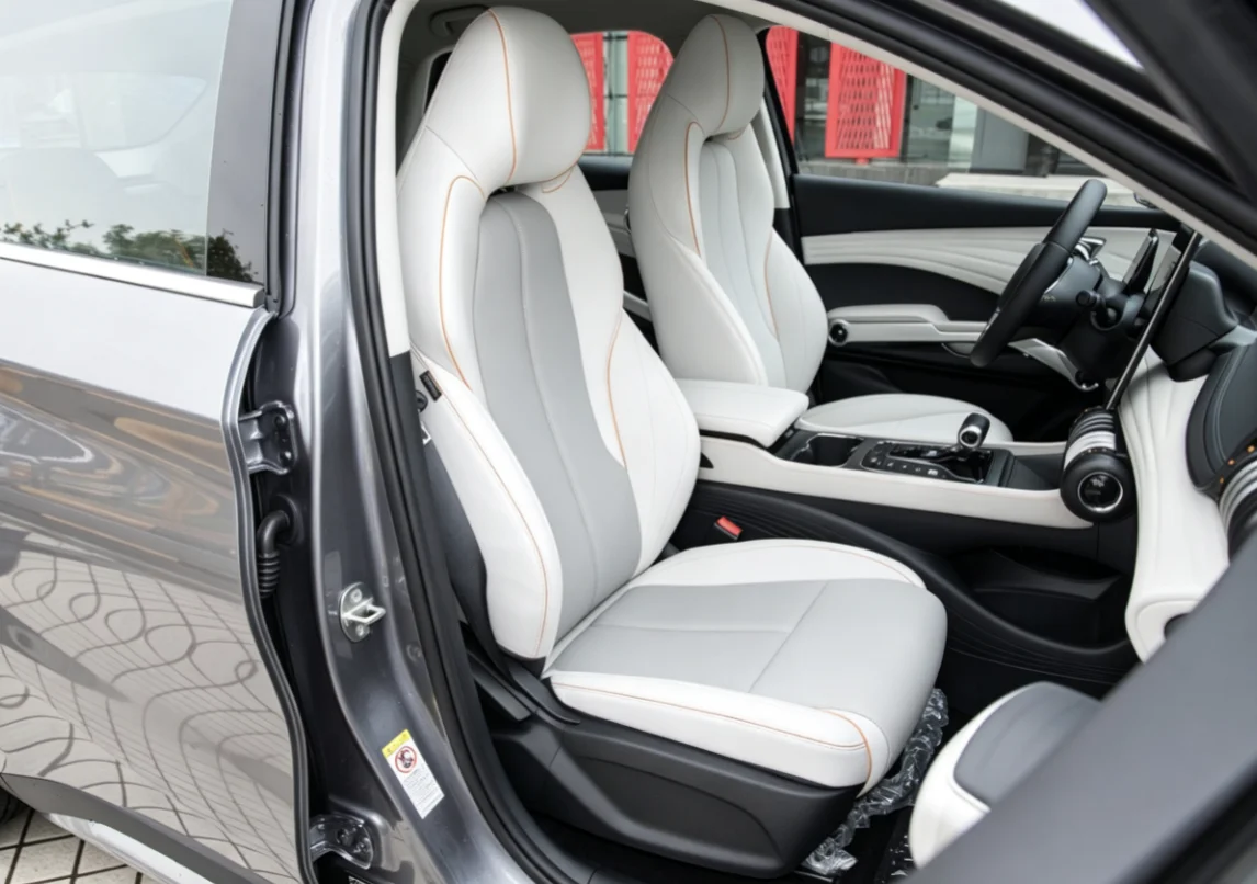 Für BYD Atto 3 2026 Maßgefertigte Autositzbezüge Luxuriöses Nappaleder 100% Passgenau Innenraumzubehör 360 ° Vollständige Abdeckung – Detail 8