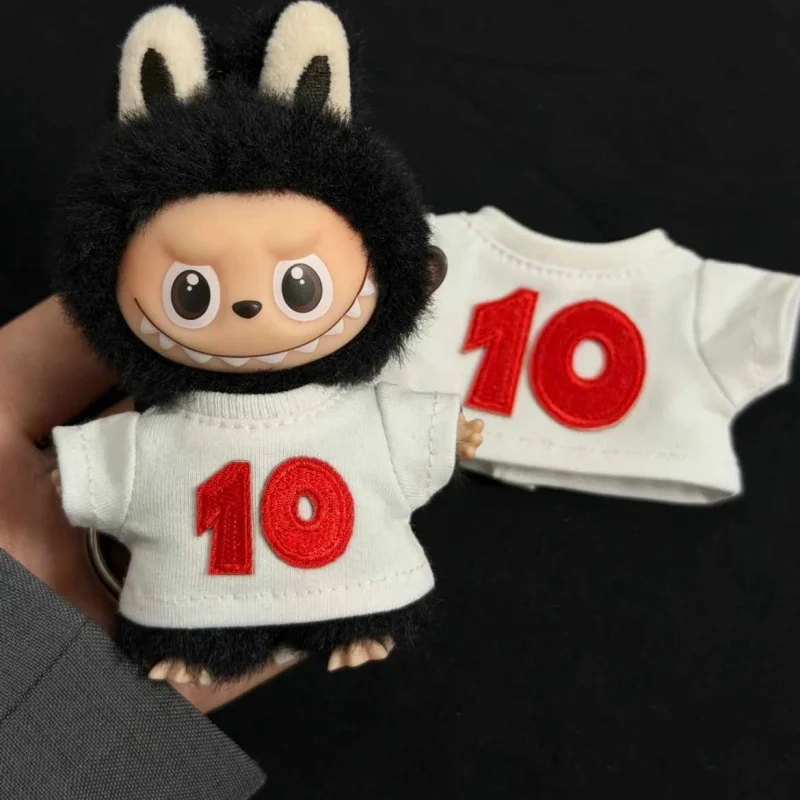 أسود تي شيرت أبيض لدمية Ropa Labubu V1 V2 V3 V4 10 سنوات الذكرى الملابس المطرزة لملابس Labubu #1