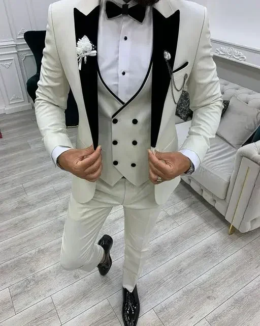 Slim Fit Suits For Men 3 Pcs Wedding Groom Tuxedo Peak Lapel Bridegroom Blazer With Double Breasted Vest Pants