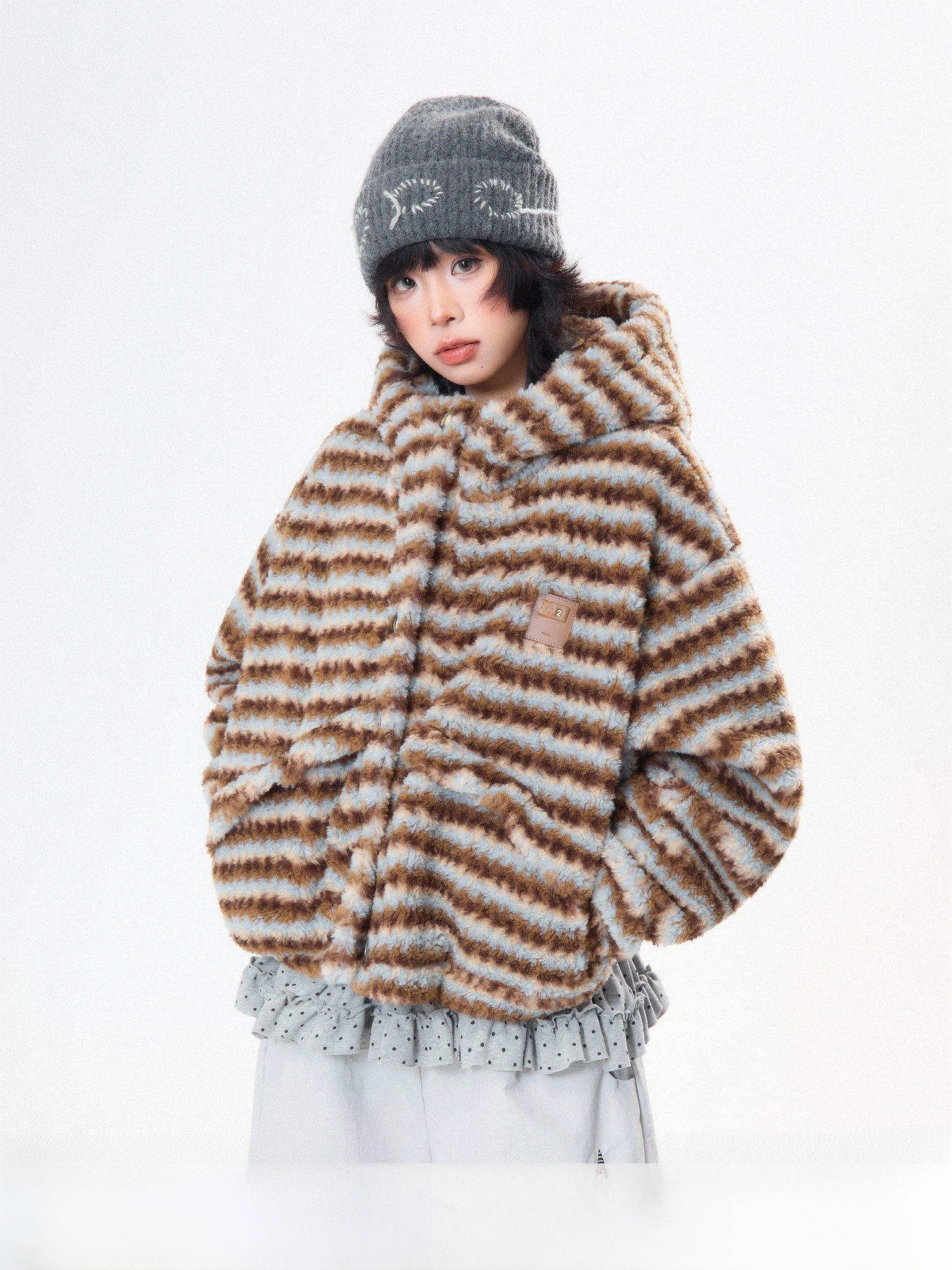 

Зимнее женское пальто MKGO в американском ретро-стиле с воротником из овечьего меха в полоску, с капюшоном, теплое, повседневное, свободного кроя, в уличном стиле