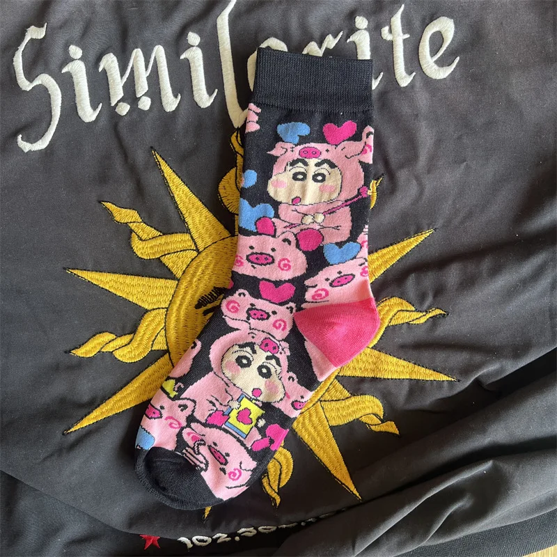 للتلوين شين تشان نوهارا شينوسوكي الكرتون لطيف جوارب متوسطة هدية عيد شخصية الإبداعية أنيمي الجوارب الطرفية