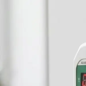 230V AC 16A Over Under Voltage Protector Socket with Adjustable Trip Points and Reclosing for Refrigerators and Motors