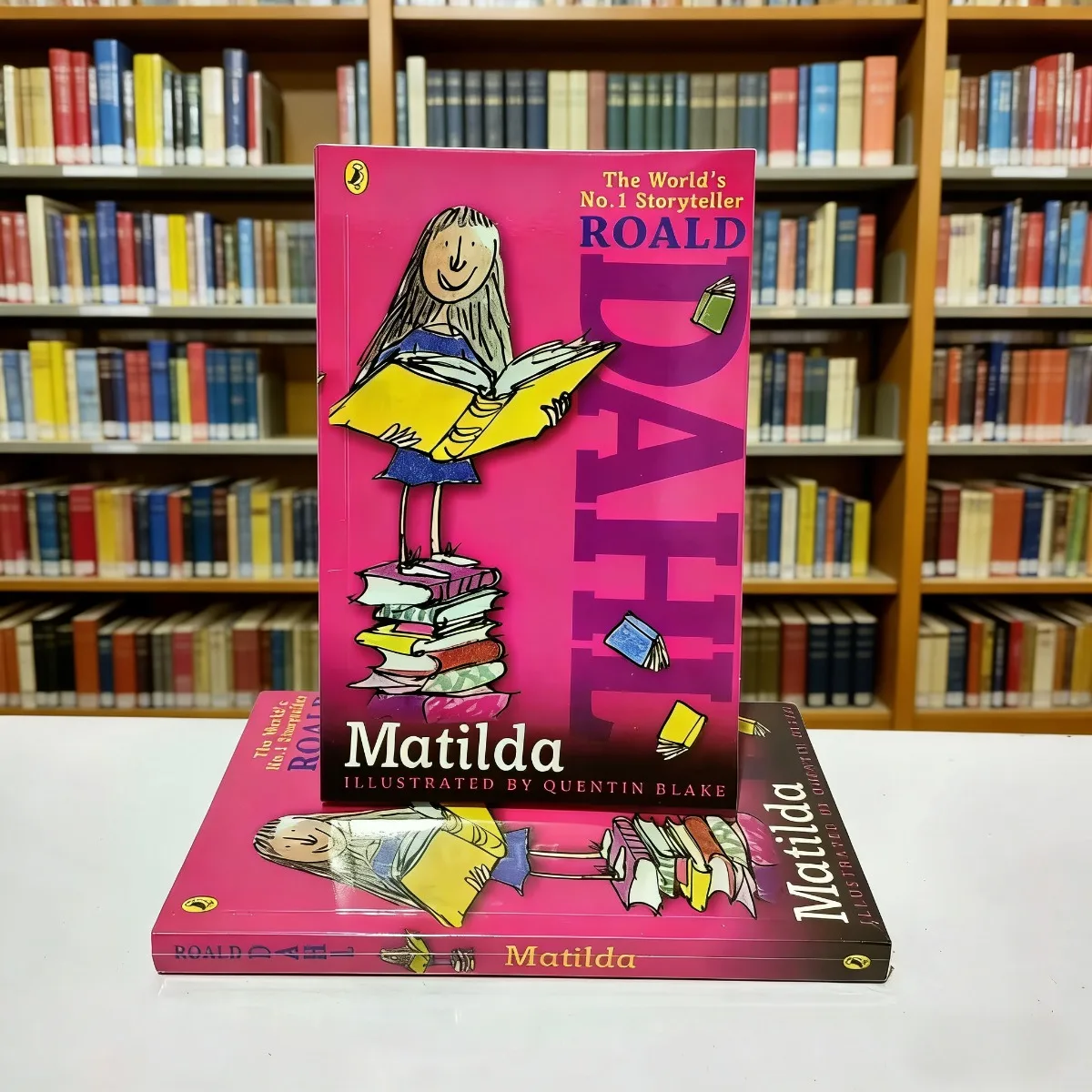 ماتيلدا بقلم رولد دال |   المصور بقصة كوينتين بليك الخيالية للأطفال النسخة الإنجليزية كتاب أدبي مضحك للأطفال