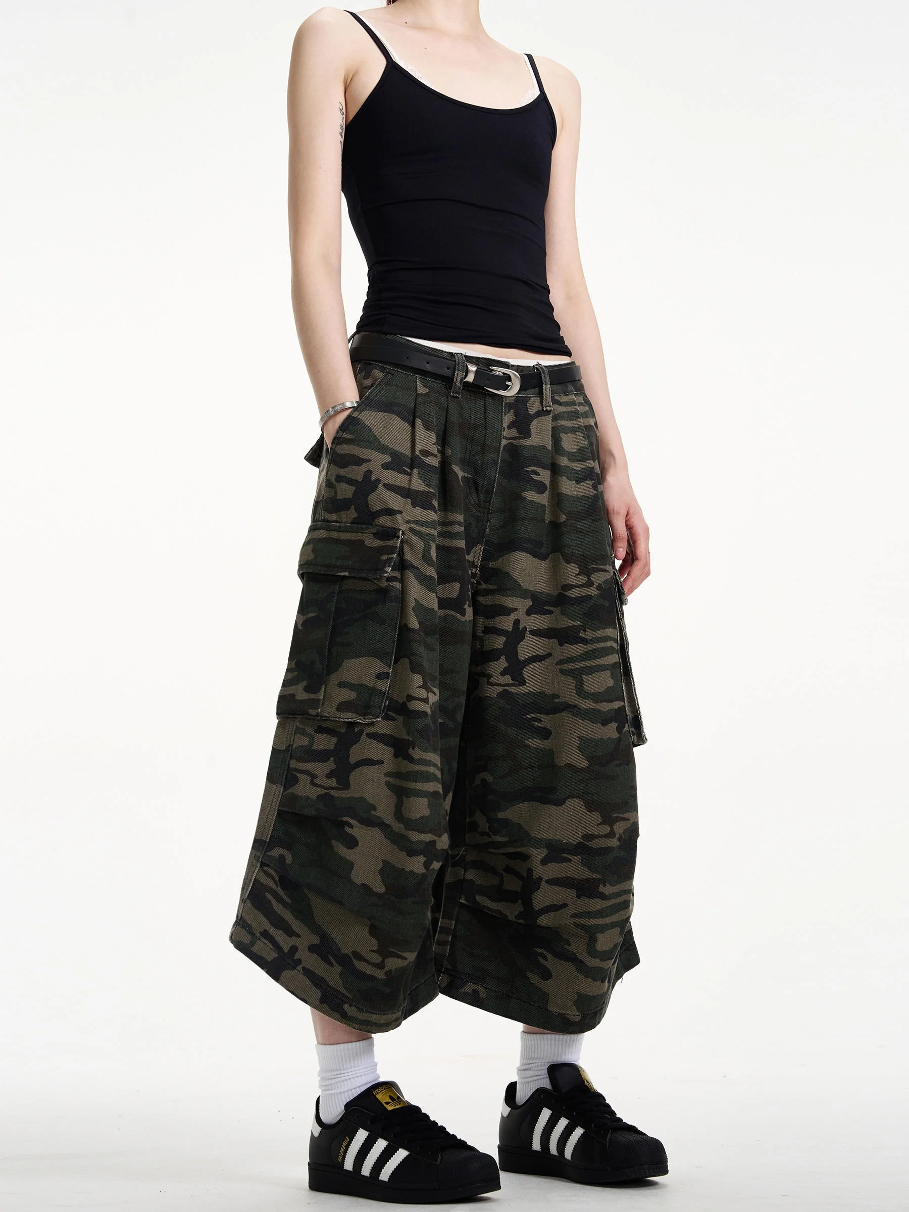 

Американские ретро камуфляжные джинсы с большим количеством рабочей одежды для мужчин и женщин, летние свободные прямые брюки с широкими штанинами, повседневные джинсы Seven orts