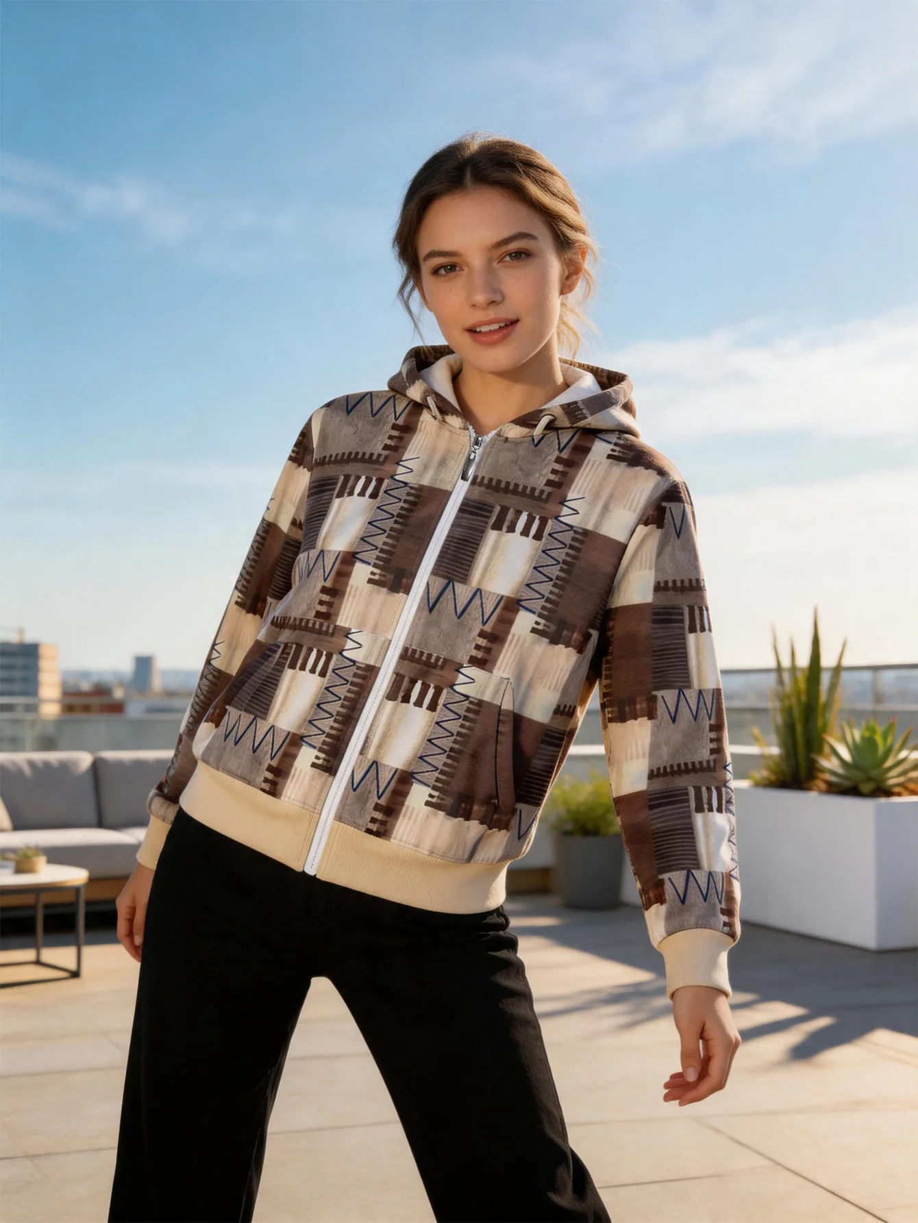 Long-sleeved loose hooded zippered women's sweatshirt, suitable for spring and autumn, slimming and versatile for layering