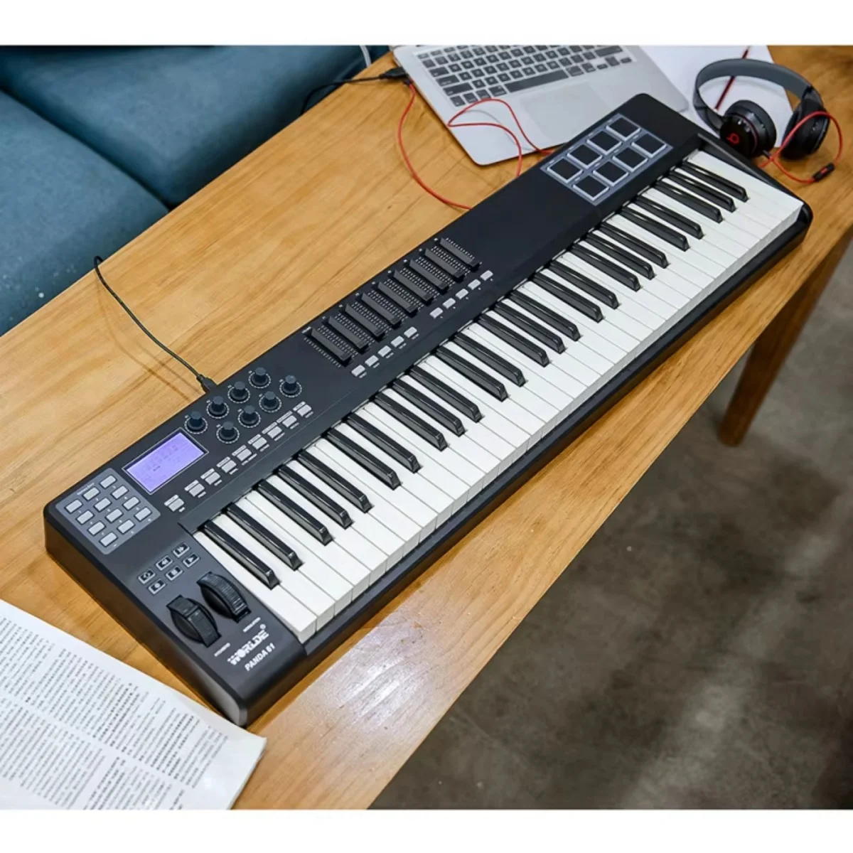 WORLDE PANDA61 Ultra-Compact | 61Key MIDI Keyboard w/8 RGB Matrix | iOS/Android Plug&Play | USB-C Bus Power