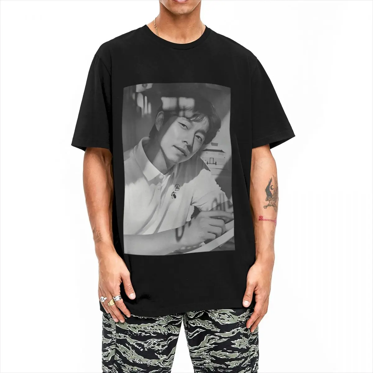 Vintage T-Shirt Gong Yoo Cotton T Shirts Popular Tshirt for Men Summer Awesome Casual Short Sleeve Tops