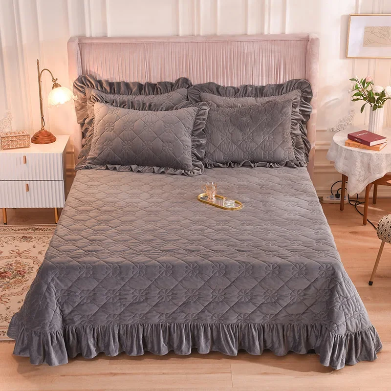 250x270cm Large Size Bedspread for Bed Quilted Blanket Winter Warm Thick Soft Velvet Bedding King Size Bed Cover