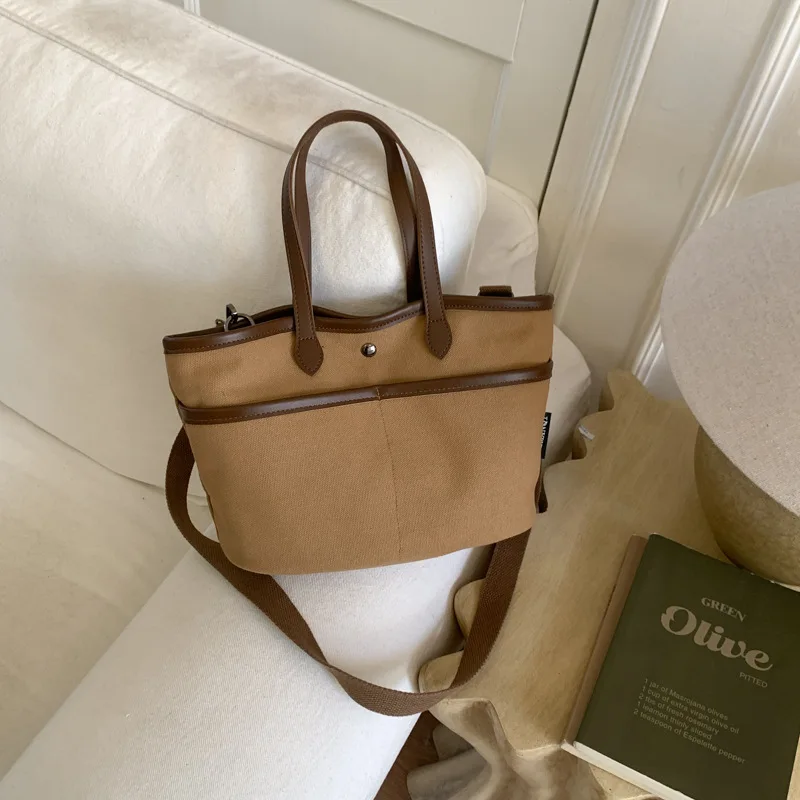 

Chic Korean Minimalist Tote Bag Large Capacity Fashionable and Versatile Crossbody Shoulder Bag for Women Work Commute Bag