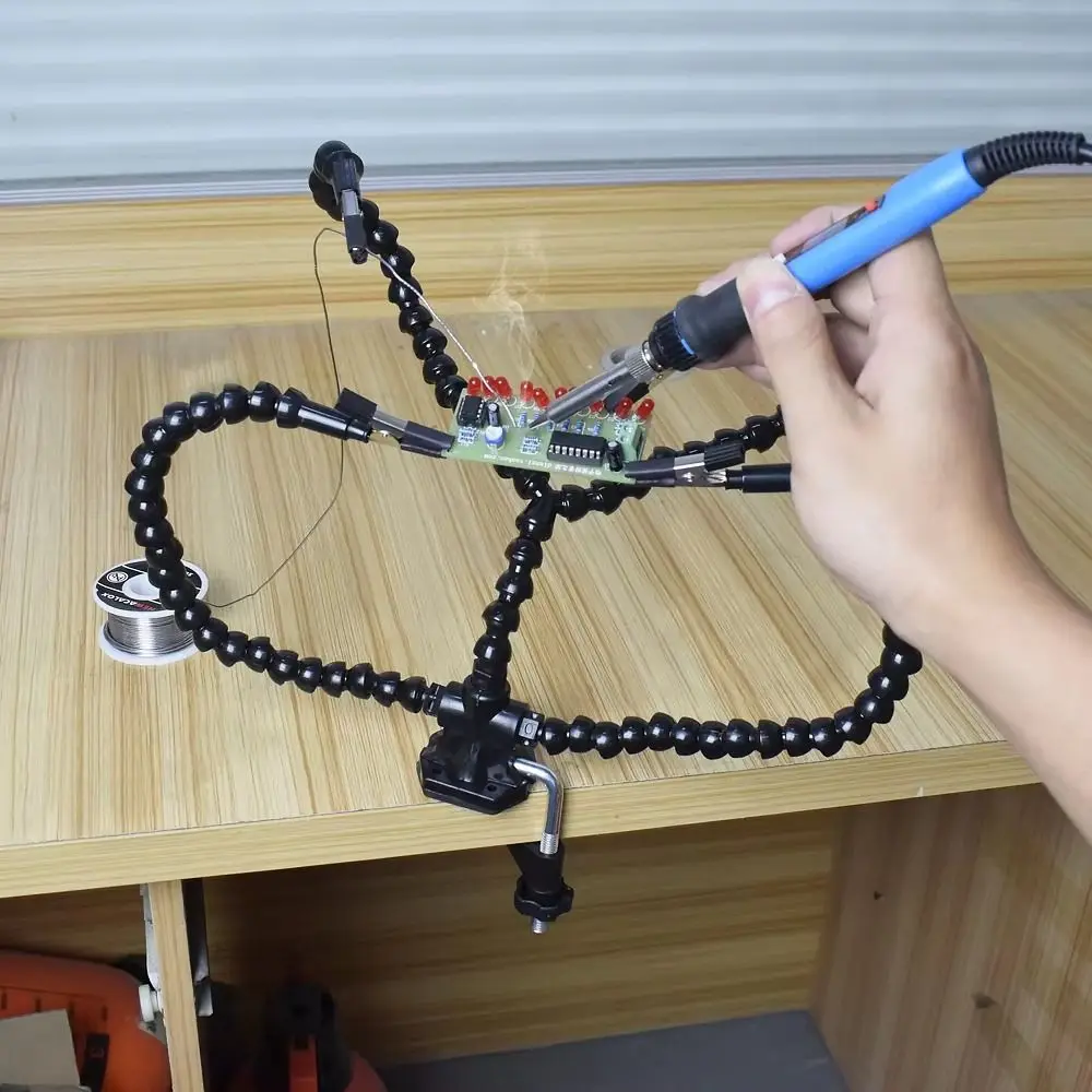 

Soldering Helping Hands Tool Multi-Purpose Adjustable Soldering Station Holder Non-slip Strong Resilience Flexible Arms Tool