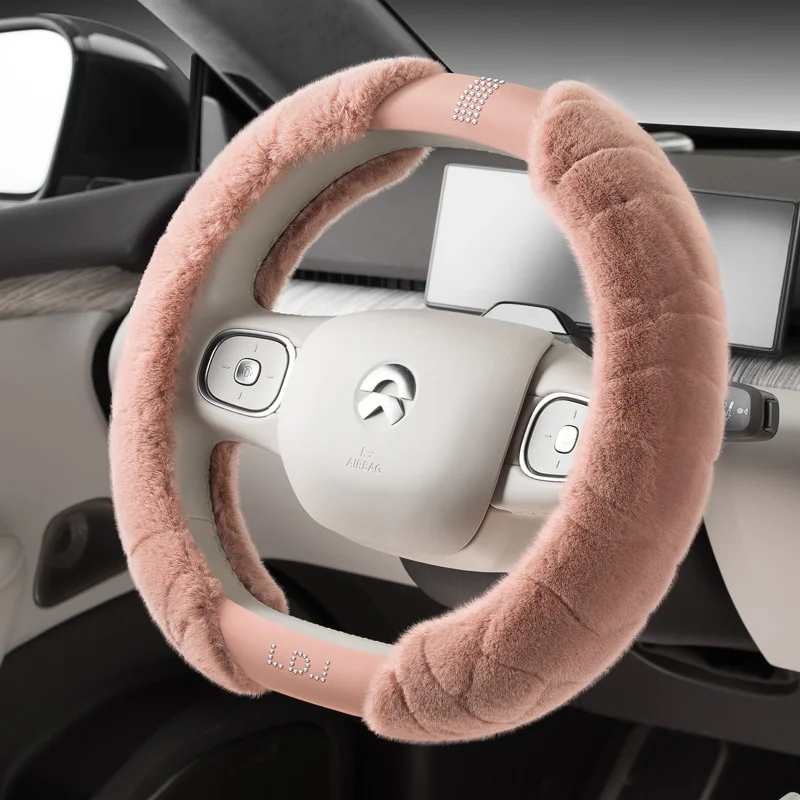 

Luxury Plush Steering Wheel Cover Diamond Universal 15 Inch Handle Cover Winter Warm Fur Car Steering Cover Fashion D Shape Ring