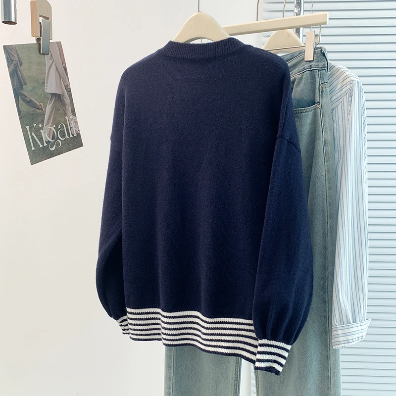 Maglione lavorato a maglia casual di grandi dimensioni con scollo a V manica lunga pullover da donna nuova moda autunno falso top in due pezzi