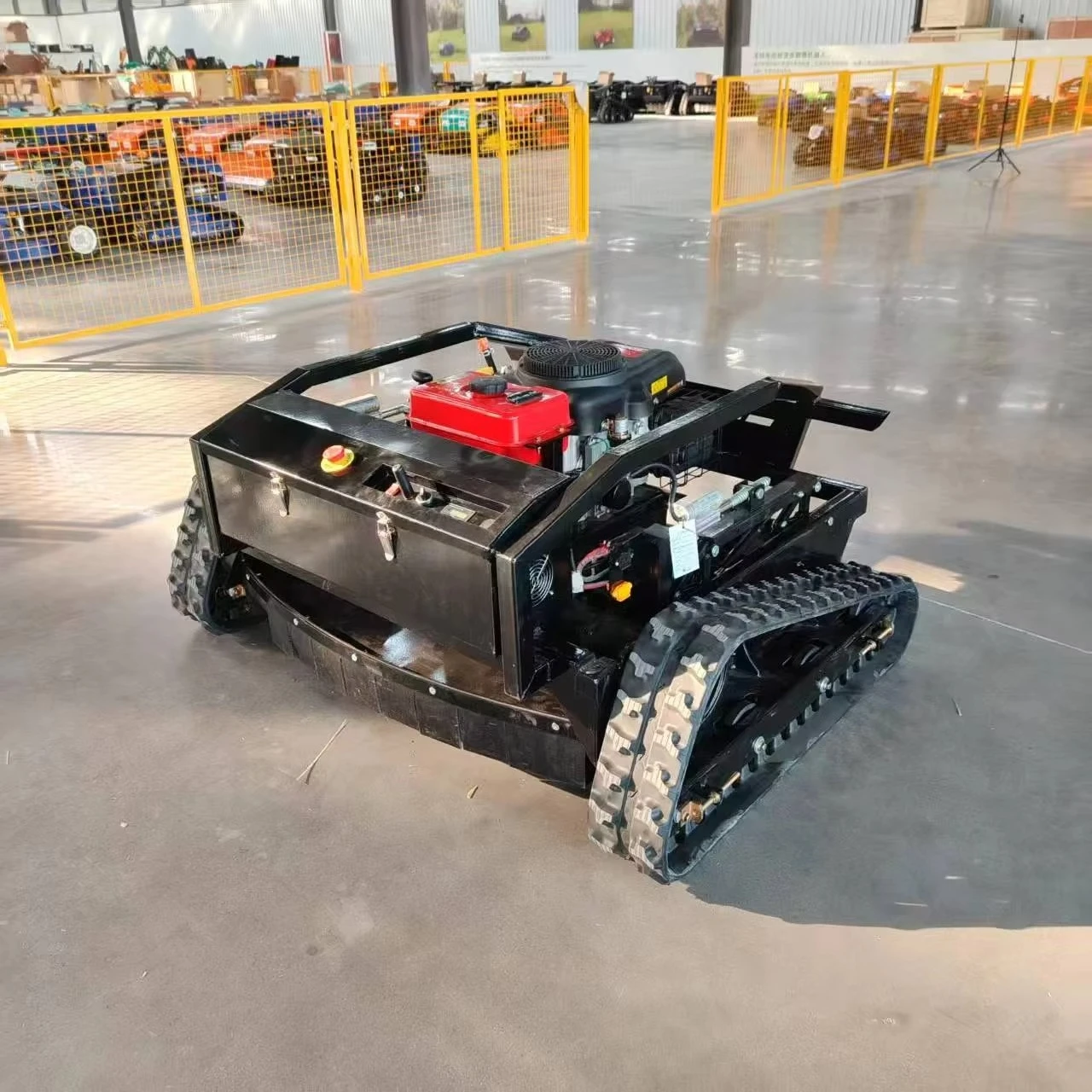 

Высококачественная газонокосилка-робот на гусеничном ходу с дистанционным управлением для сельского хозяйства, одобренная CE