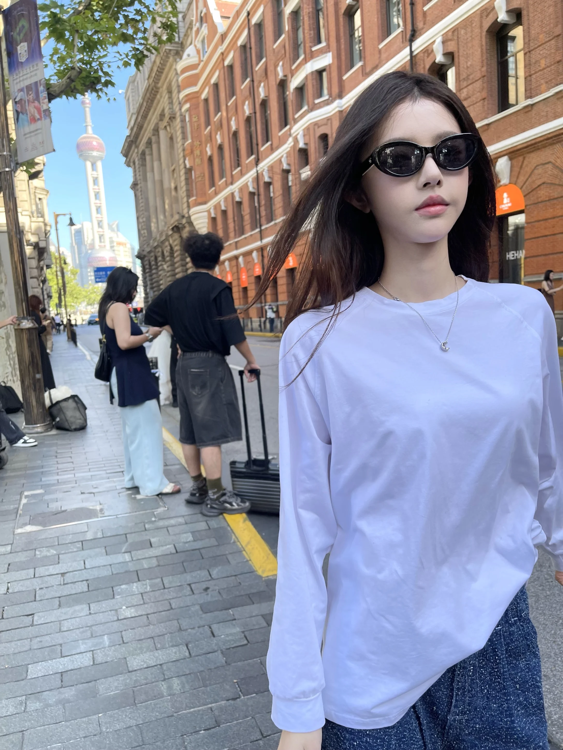 

Женская футболка Nemowu с длинным рукавом, повседневная, свободного кроя, с вставками на плечах, универсальный белый топ для многослойных образов и базового слоя