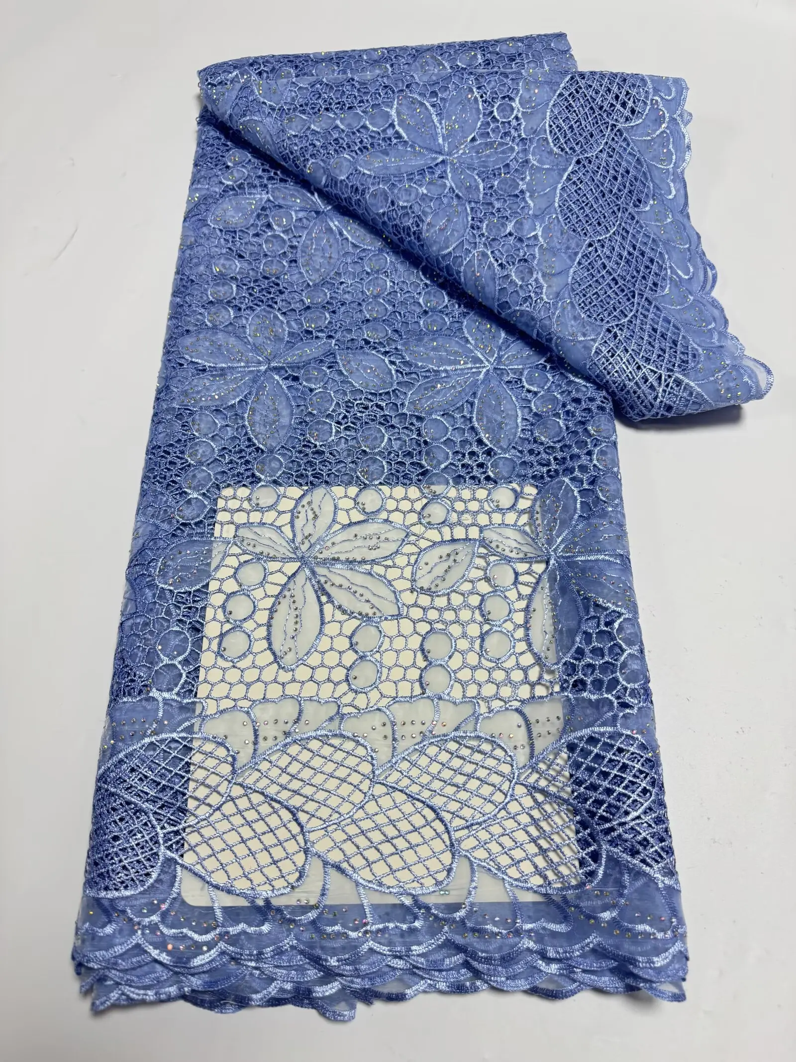 

Лидер продаж, новейшая африканская нигерийская французская кружевная ткань с лазерной вышивкой и камнями, 2024, высокий класс для невесты, свадебного платья, шитье