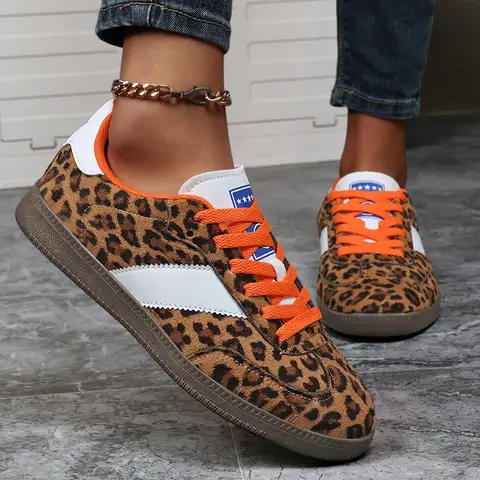 Leopard Print Shoes Woman Retro Trainers Casual Sneakers Women Trends 2025 Women's Skateboard Shoes Designer zapatillas de mujer
