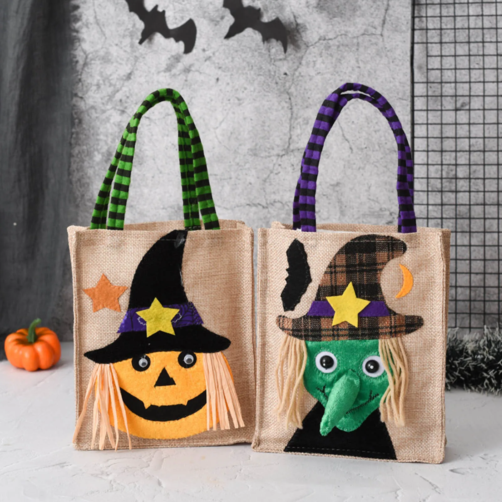 Halloween Non-Woven Tote Gift Bags Large Christmas Candy Storage Bag Halloween Party Favor Bags Trick or Treat Tote Gift Bags