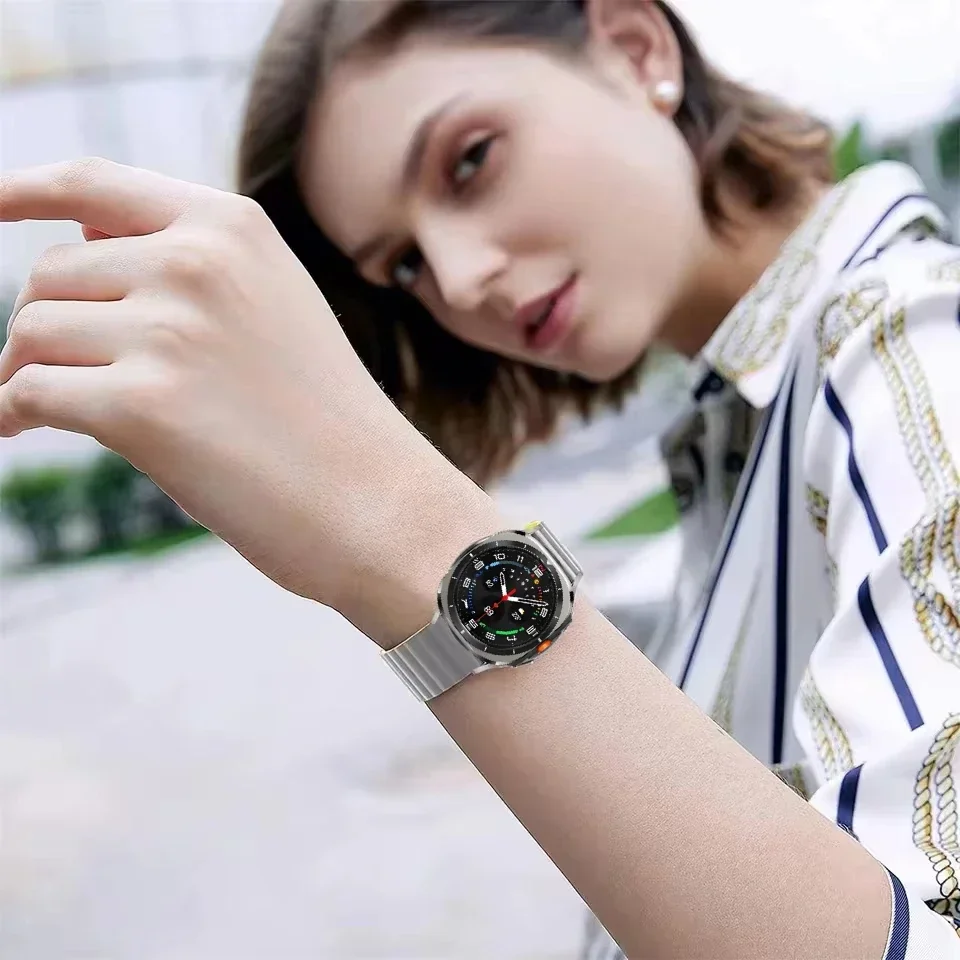 สายซิลิโคนสำหรับ Samsung Galaxy Watch ultra 47mm สายรัดข้อมือแม่เหล็กสำหรับ Samsung Galaxy Watch 7 ultra 47mm Correa