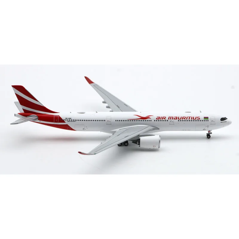 XX4169 Alloy Collectible Plane Gift JC Wings 1:400 Air Mauritius Airbus A330-900NEO Diecast Aircraft Jet Model 3B-NBV With Stand