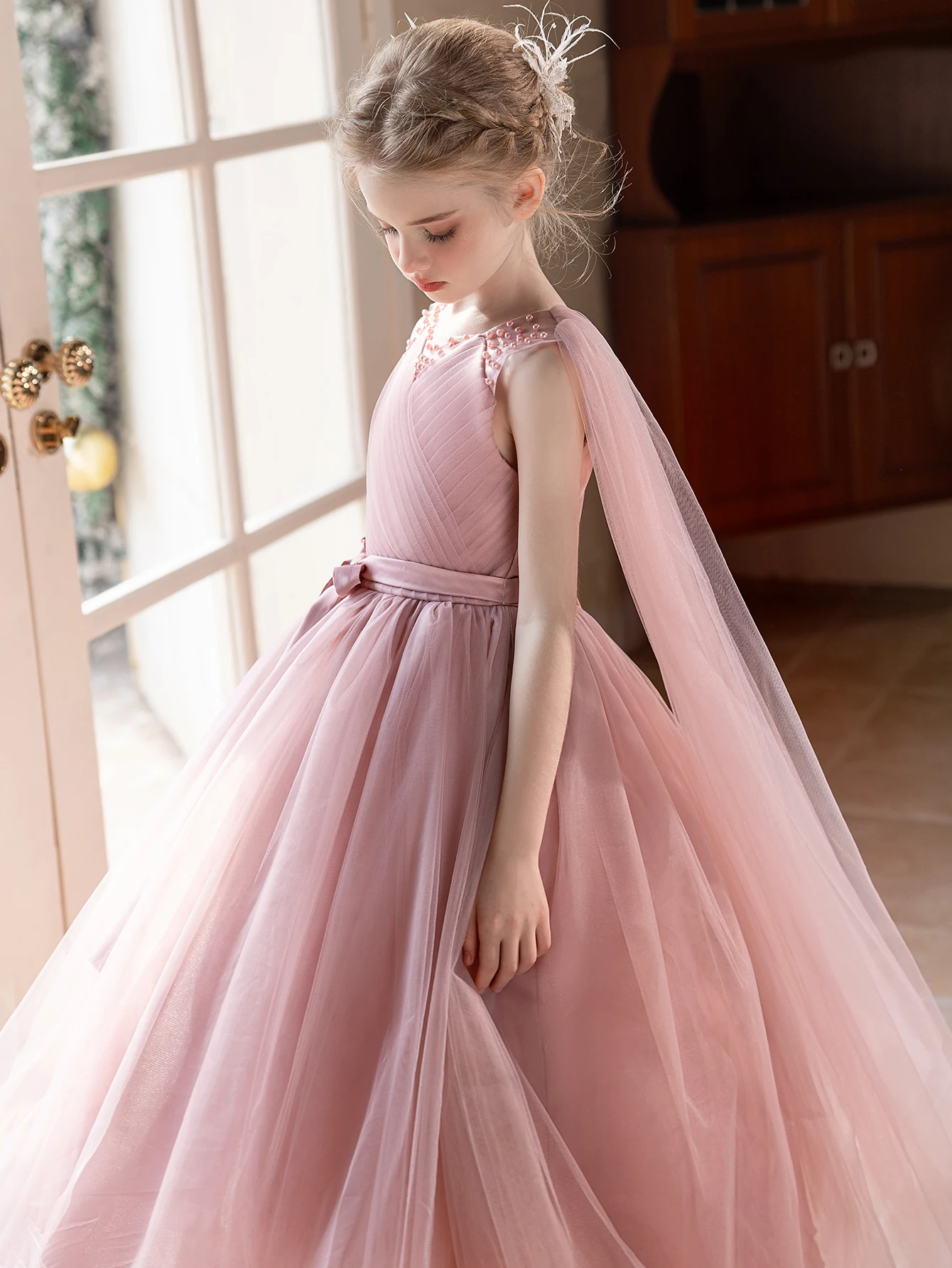 Elegant Long Pink Gauze Dress for Young Girls Suitable Flower Girl Dress for Weddings Birthday Party Gown
