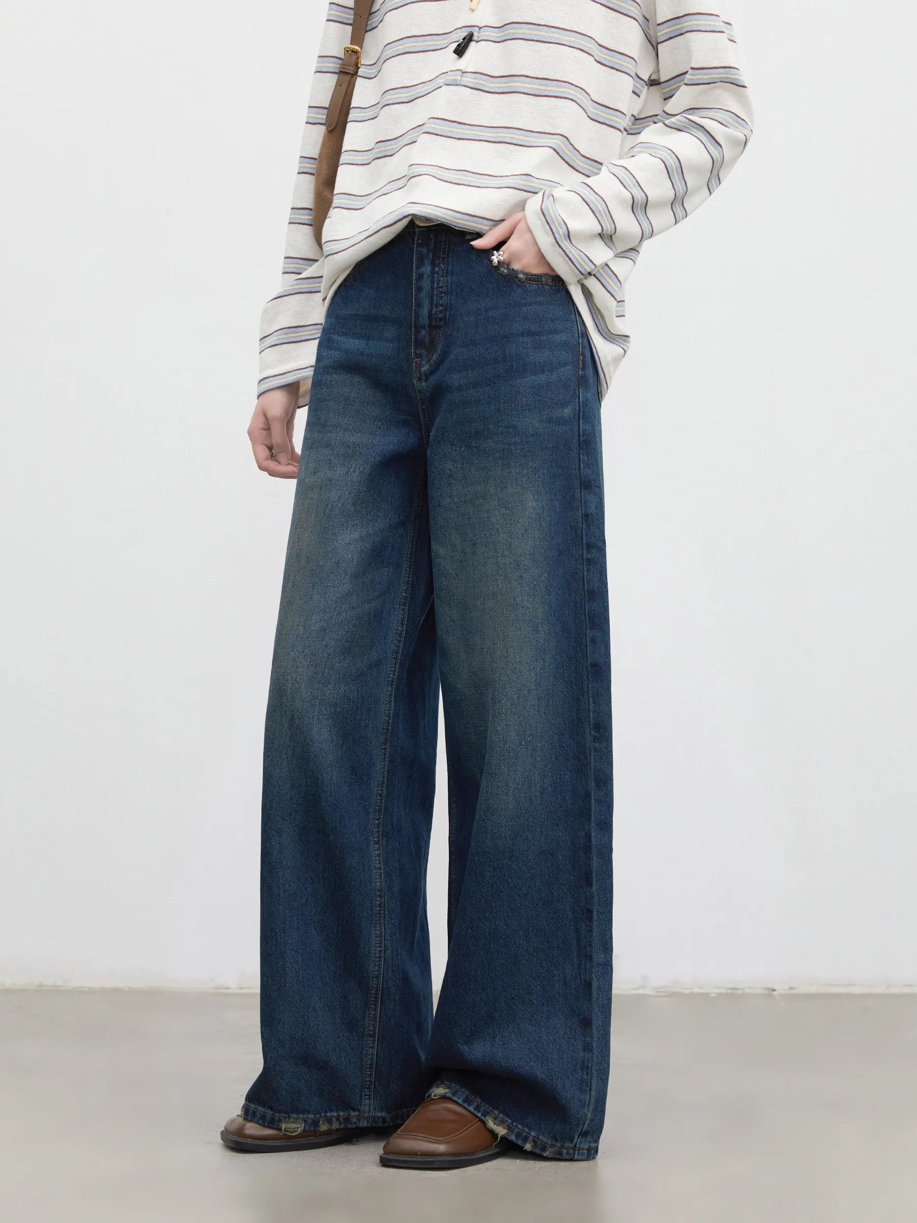 CHIC VEN New Women Jeans Blue Retro High Waisted Grind White Burrs Female Wide Leg Denim Pants Spring Autumn 2026 Girl Trousers