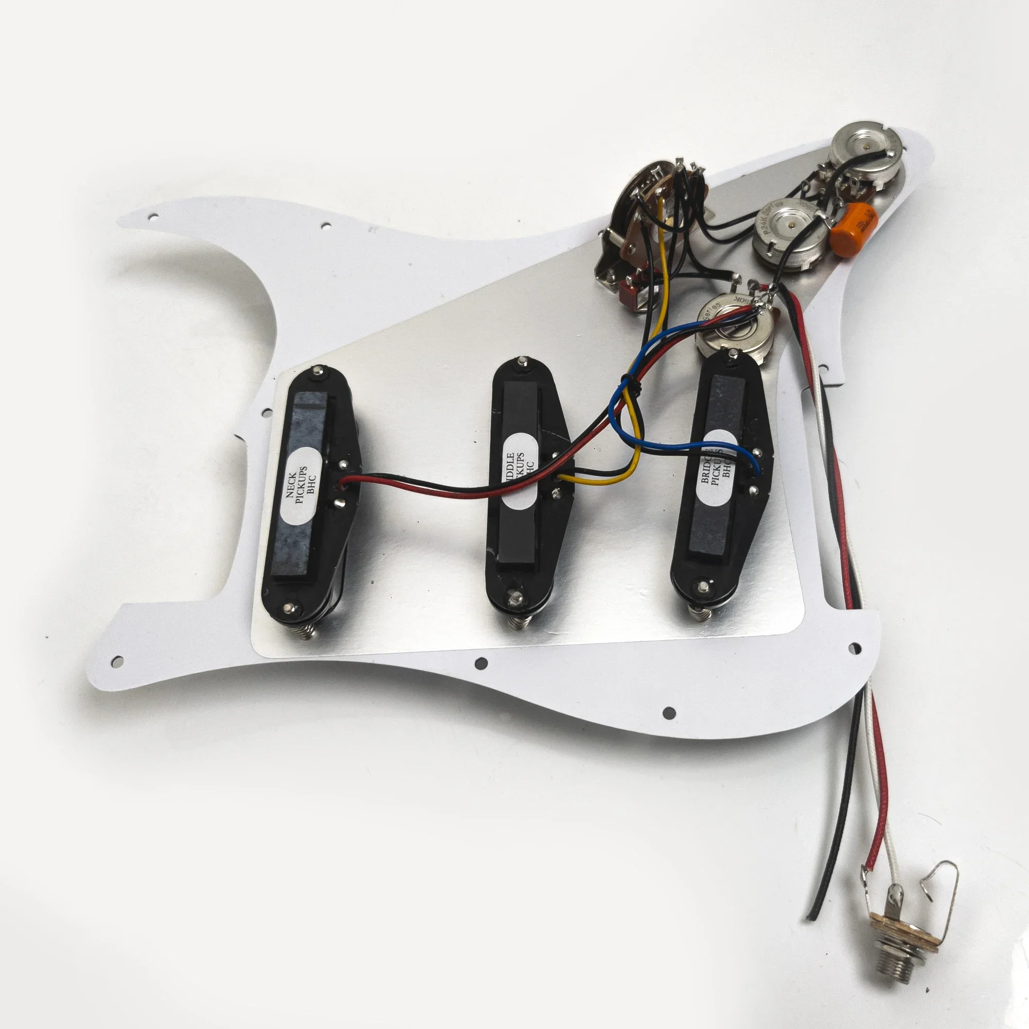 Left-handed Guitar SSS Prewired Loaded Pickguard Set with Single Coil Pickups Set for ST Guitar Replacement Parts