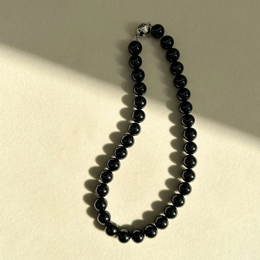 Black agate stone beaded necklace for women transparent ball magnetic clasp necklace minimalist summer holiday jewelry 2023 new