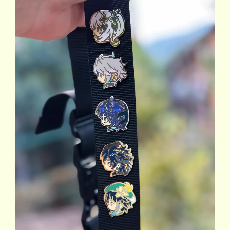 

Genshin Impact Metal Badge Imitation Enamel Anime Game Merchandise Zhongli Kinich Xiao Wanderer Button Pin Gift for Students Fan