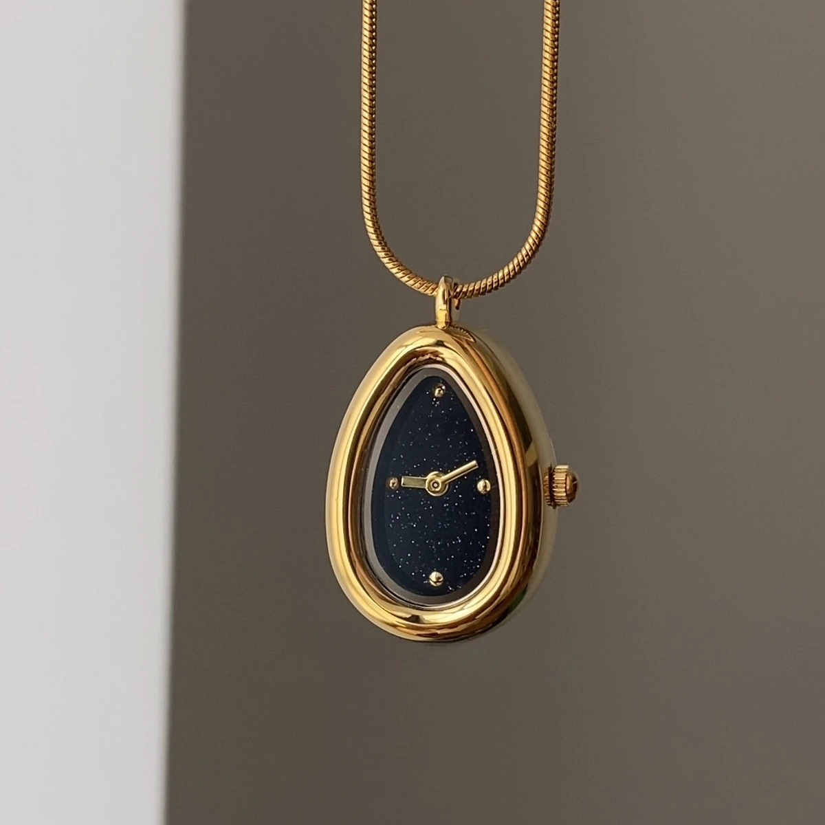 

Ожерелье с дизайном черной капли воды, часы, цепочка из змеиной кости, осенние и зимние новые модные женские часы, ожерелье