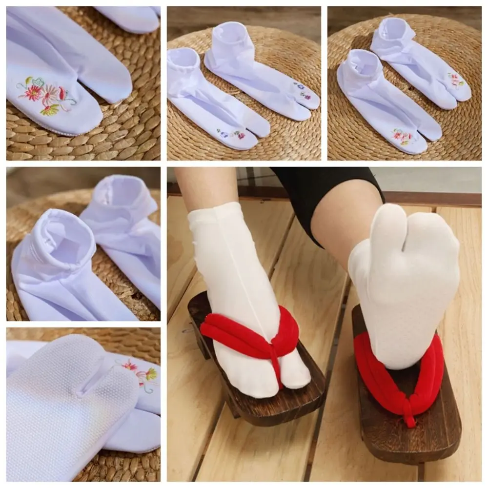 Fashion Embroidery Flower Two Toed Socks Mid-calf Japanese Style Split Toe Sock Women Hosiery Short Tube Socks Ladies Girl