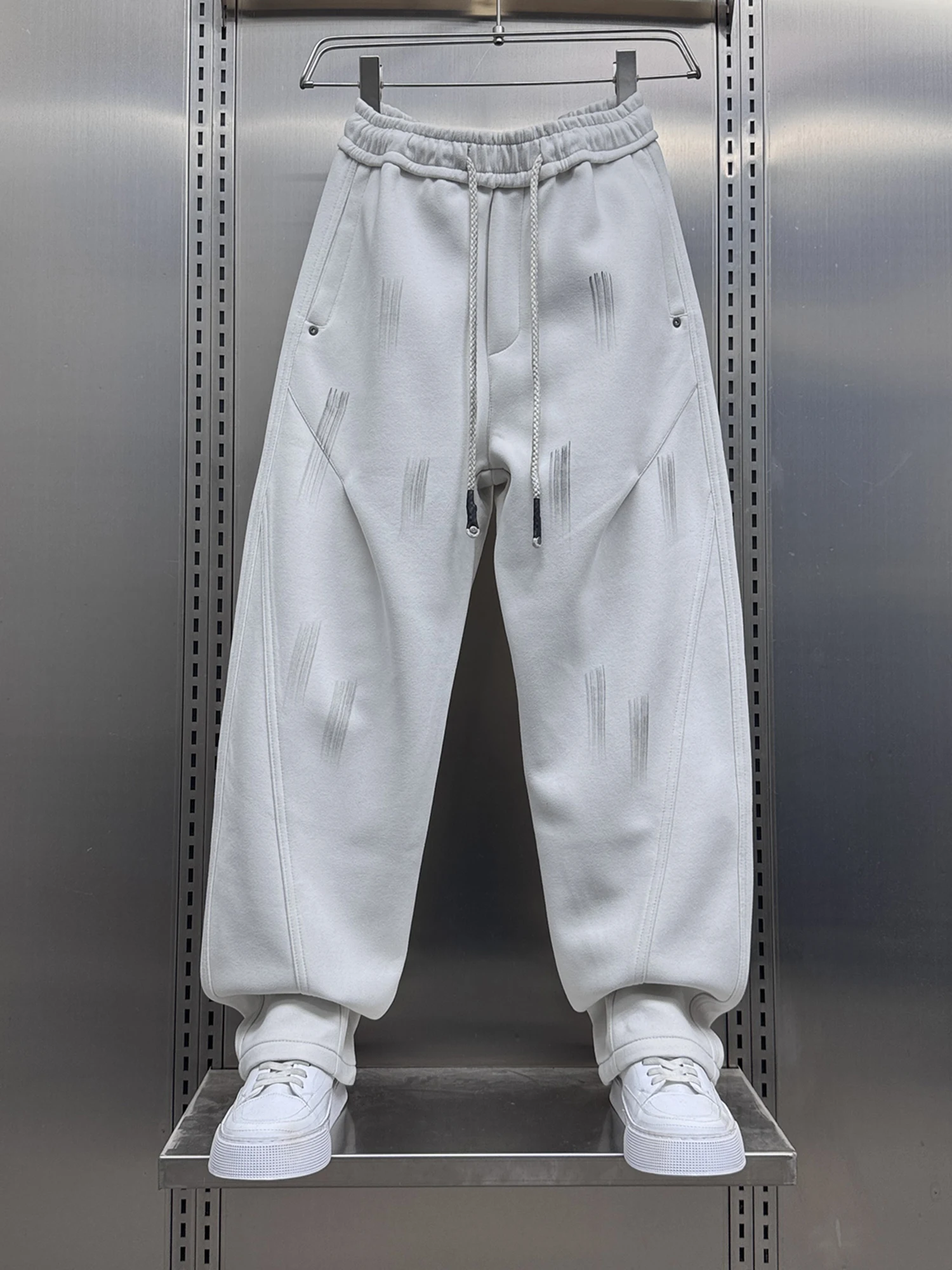 

Мужские повседневные брюки свободного кроя в стиле стрит-арт, прямые спортивные модные брюки, осенне-зимние трендовые брендовые спортивные штаны