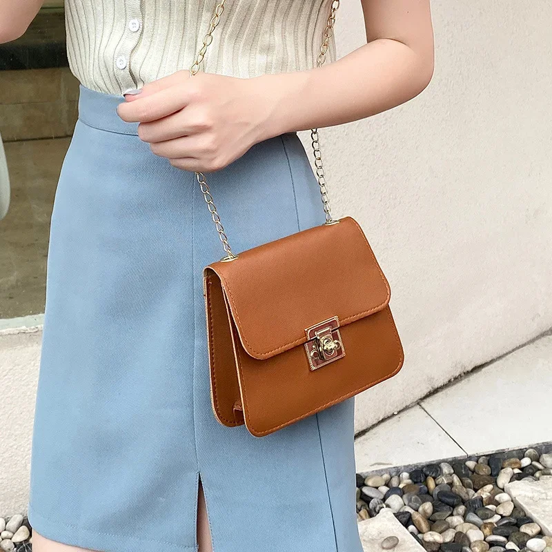 Women Designer Bags All-match Chain Shoulder Bag Solid Color Mini Flap Bag Messenger Crossbody Bag Clutch Purses and Handbags