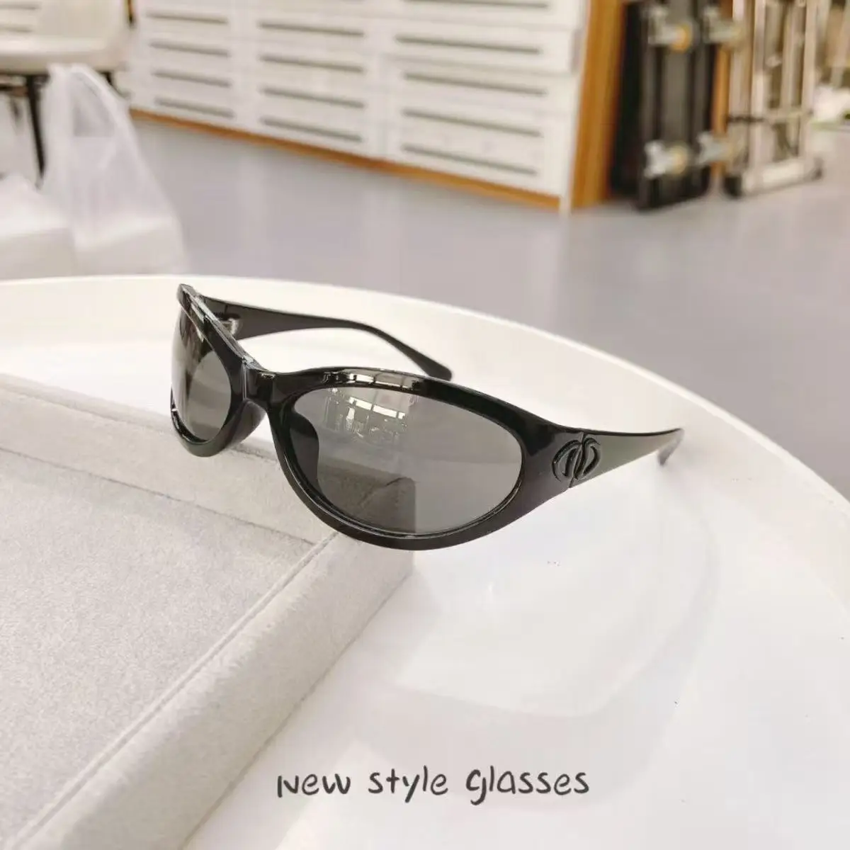 novos-Oculos-de-sol-y2k-para-mulheres-Oculos-de-sol-ovais-de-luxo-para-homens-Oculos-de-sol-unissex-para-esportes-ao-ar-livre-e-ciclismo