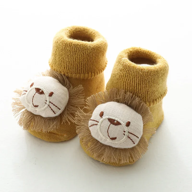 Calcetines de bebé antideslizantes de algodón con dibujos animados calcetines cálidos 3D León/arco Otoño Invierno niñas niños botas suaves lindas calcetines para niños pequeños