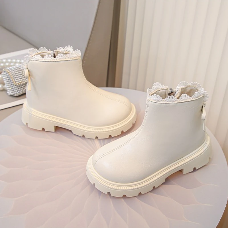 

New Kids Leather Boots Autumn Princess Girls Causal Ankle Boots Sweet Lace Ruffled Edge Children's Fashion Catwalk Boots Elegant
