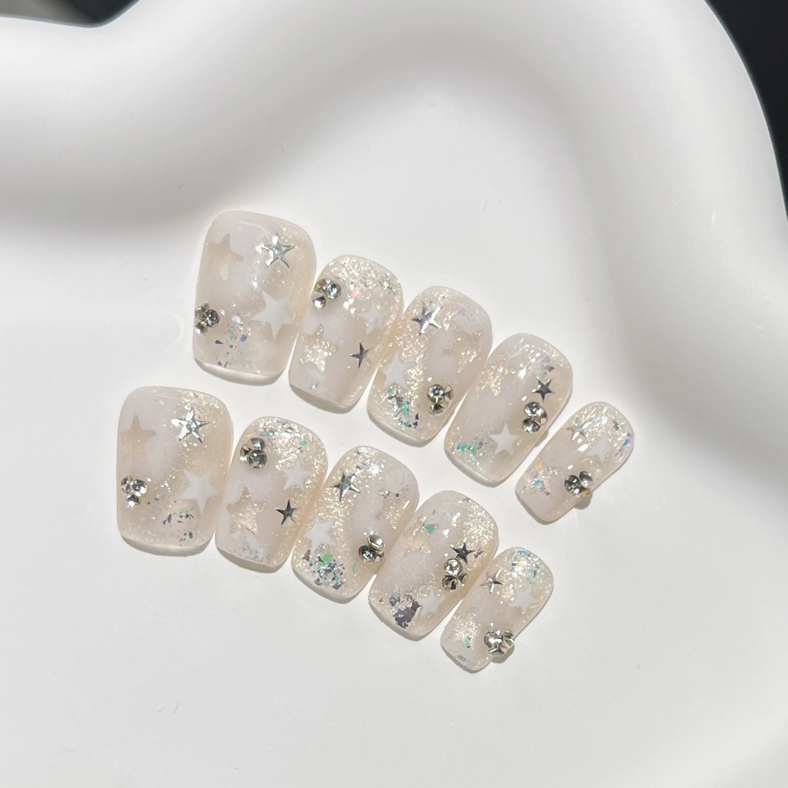 10개입 짧은 사각형 인조 손톱 별/꽃/딸기 프린트 자연스러운 핸드메이드 프레스온 네일 파티 웨딩 DIY 네일 아트용