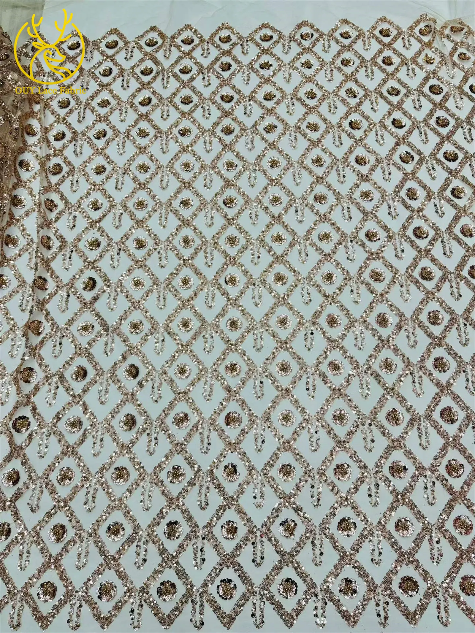 Wunderschöner afrikanischer nigerianischer Pailletten-Spitzenstoff in Diamantform, 2026, hochwertiger französischer Tüll zum Nähen von Abendkleidern – Detail 19