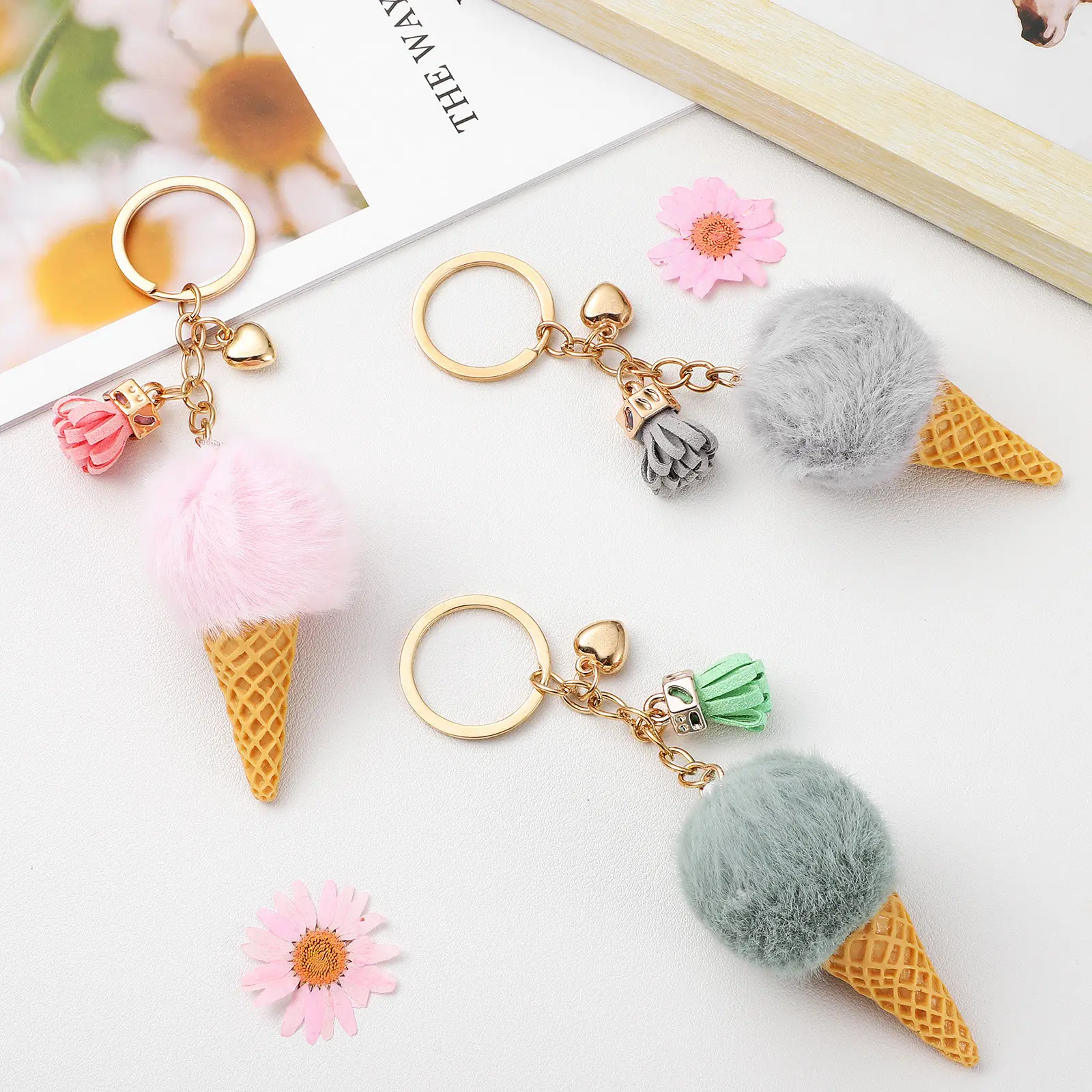 

3Pcs Ice Cream Shaped Keychain Soft Fabric Pendant for Keyring Bag Charm Decor Cute Accessory Party Favor Gift