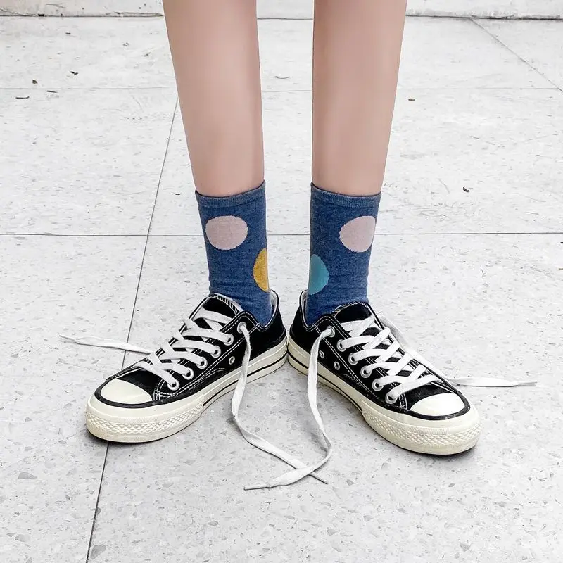 

Women's Socks Japanese Polka Dot Harajuku Simple Fashionable Versatile Mid Tube Socks Soft And Comfortable Cotton Socks For Girl