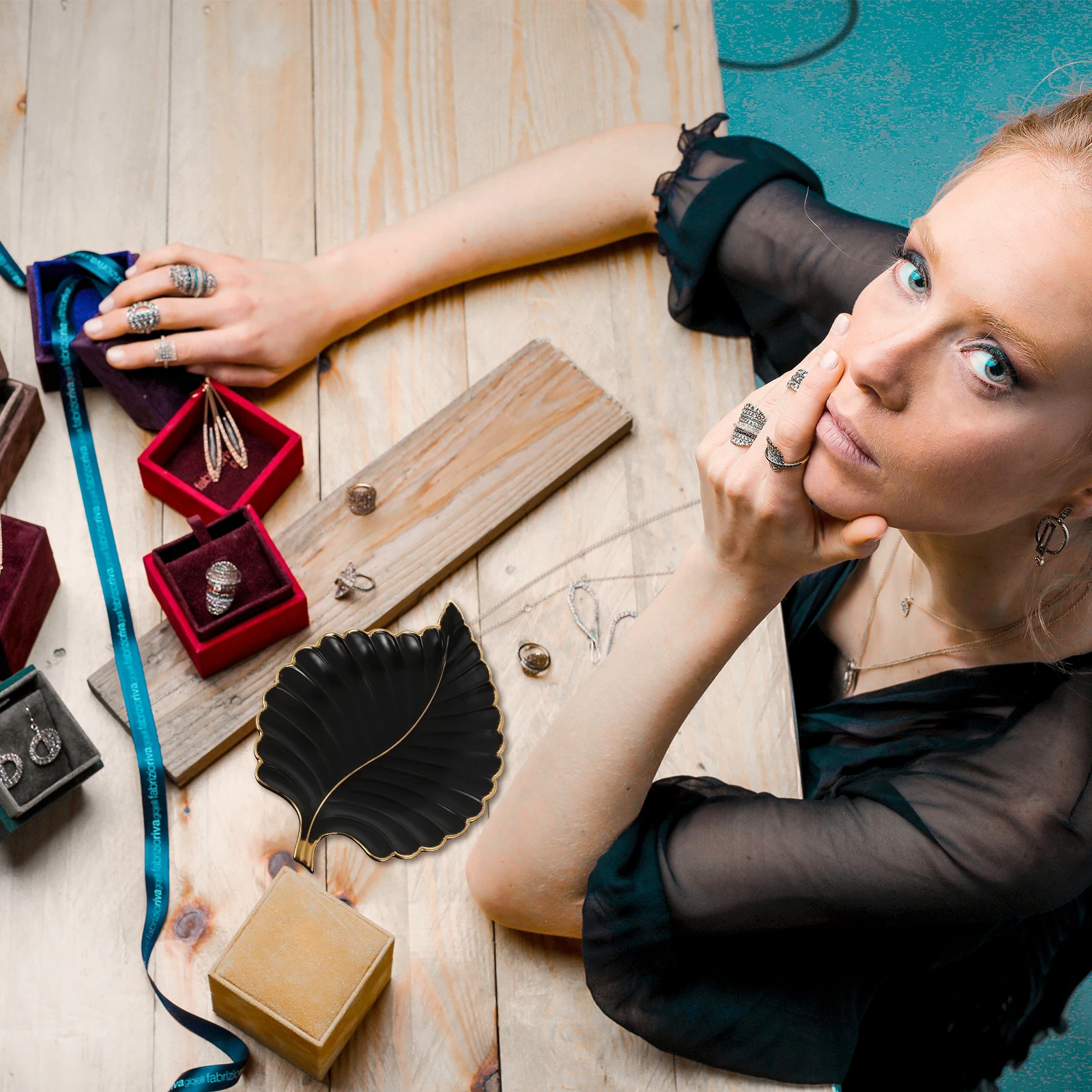 

Керамический лоток для ювелирных изделий в форме листа, креативный органайзер для хранения, настольный держатель, компактный лоток для аксессуаров, декоративная тарелка в скандинавском стиле