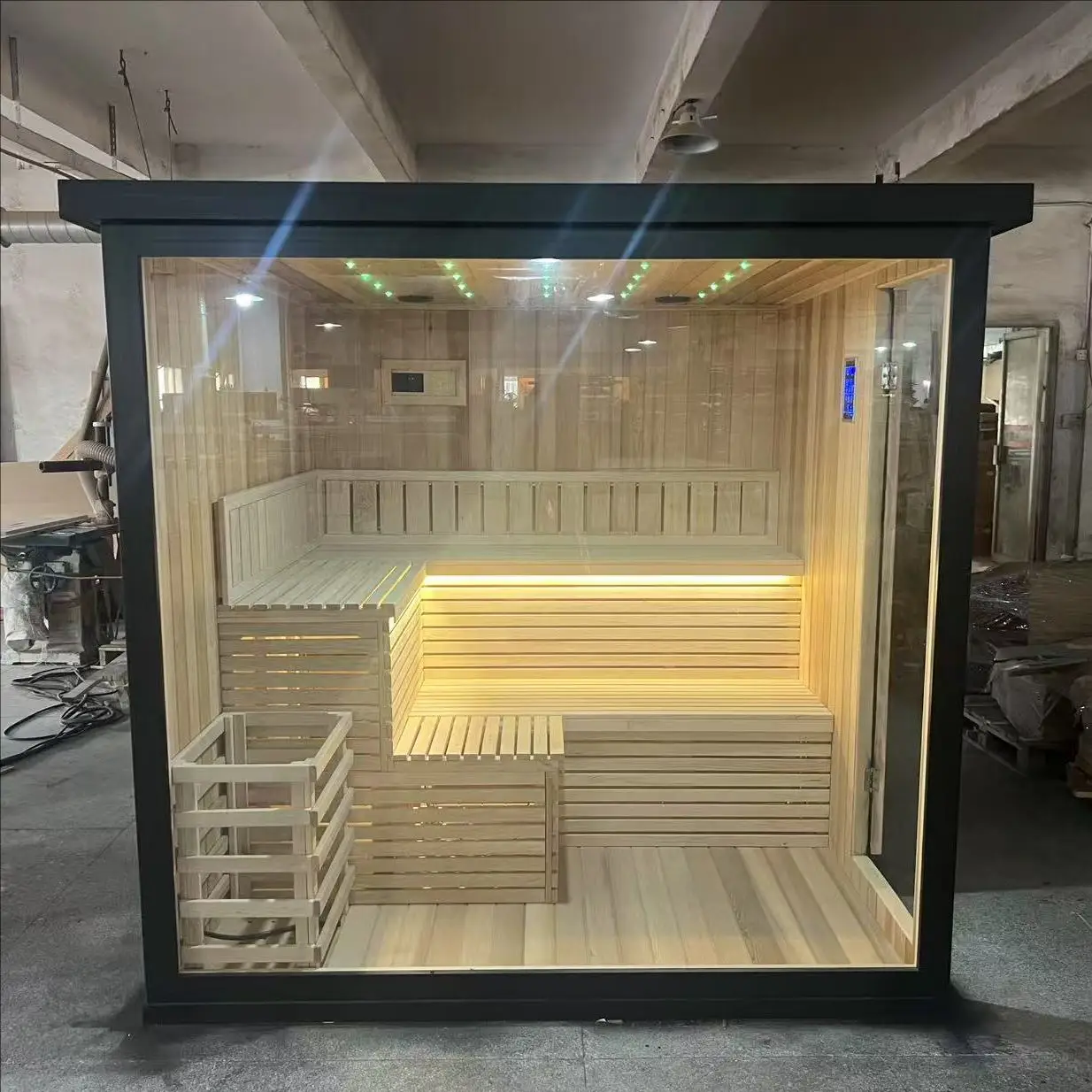 Modern Traditional Luxury Steam Room Custom Red Cedar Hemlock Solid Wood Outdoor Traditional Sauna for Villas